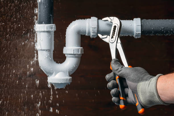 Professional Leak Detection technician working in New Boston, NH